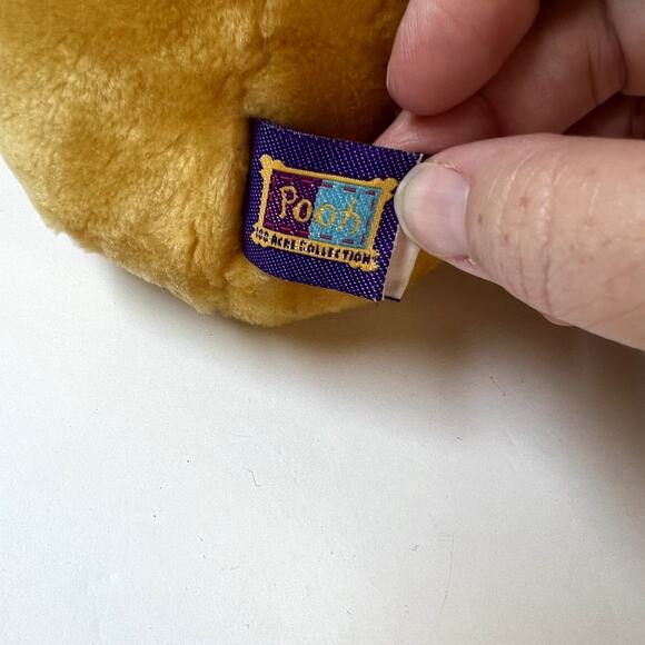 GUND Christmas Winnie The Pooh In Santa Hat Plush, Stuffed Bear - Picture 8 of 9